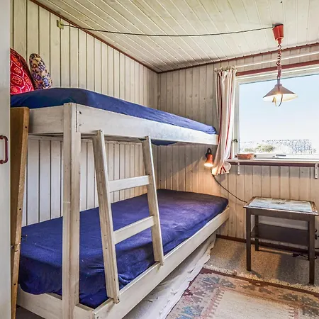 Awesome In With Kitchen Holiday home